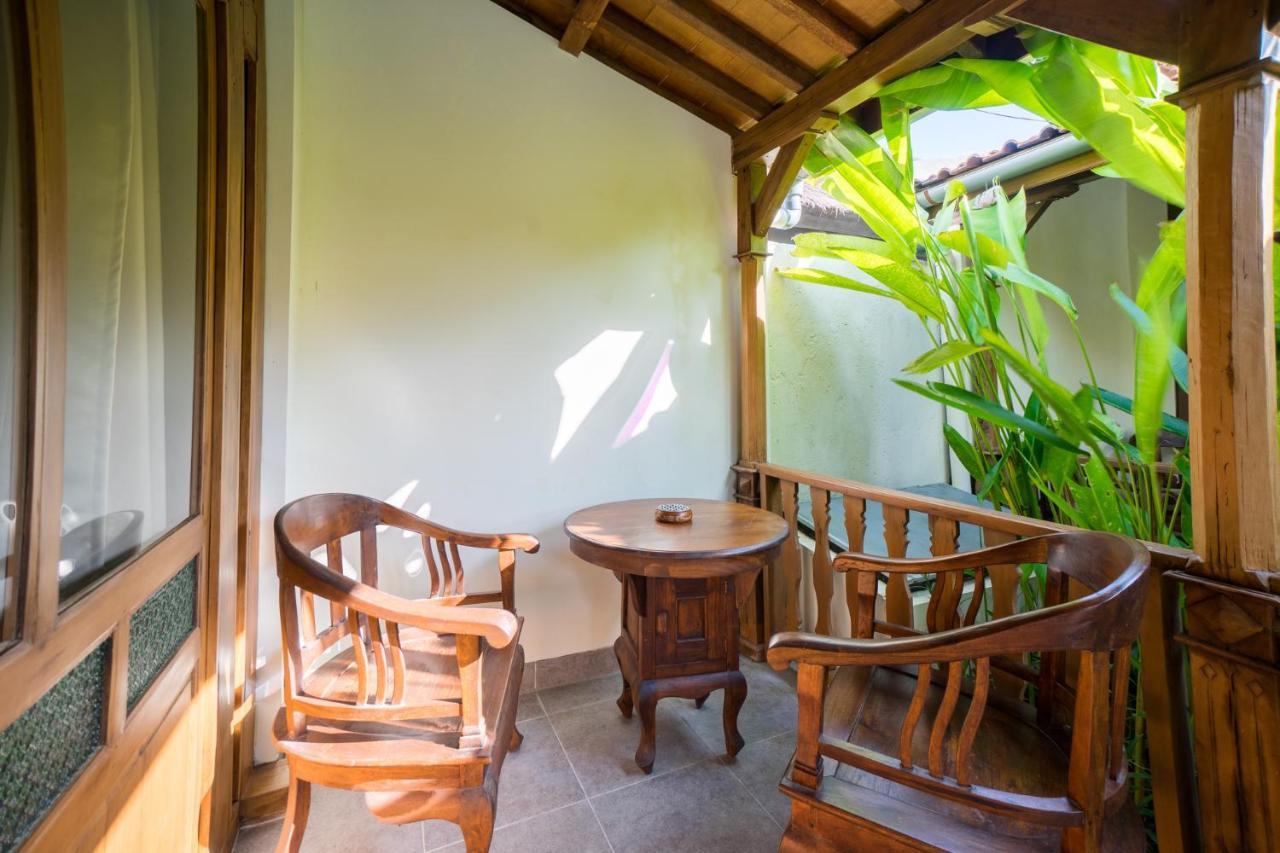 Red Gong Hotel Canggu  Luaran gambar