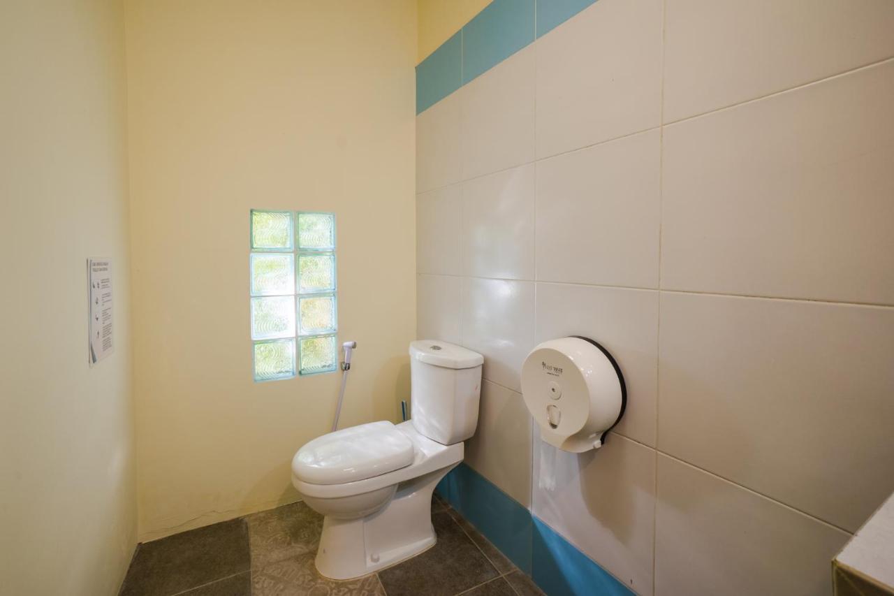 Red Gong Hotel Canggu  Luaran gambar