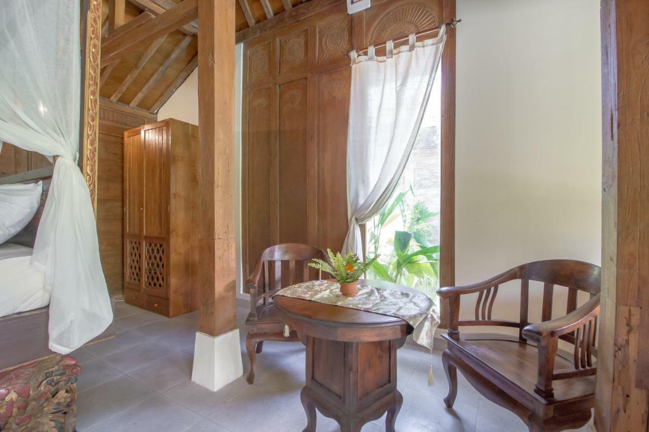 Red Gong Hotel Canggu  Luaran gambar